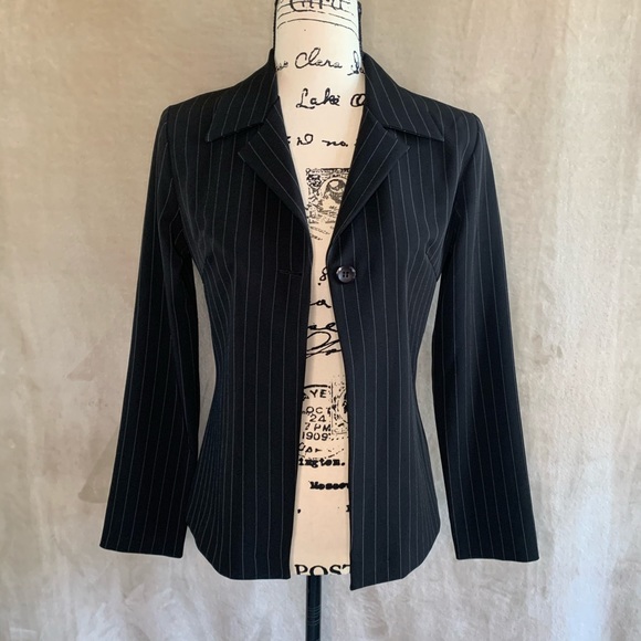 Vintage Black Pinstripe One Button Blazer COUNTESS - Picture 3 of 15